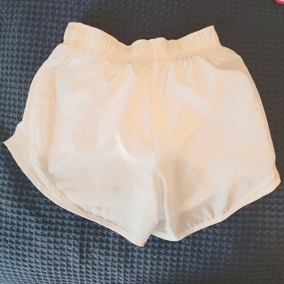 Nike dri-fit running shorts - Picture 2 of 4